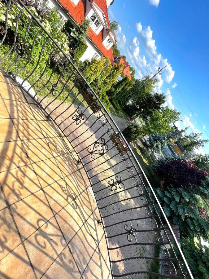 Domowe Pokoje Wilanow Varsovia Exterior foto